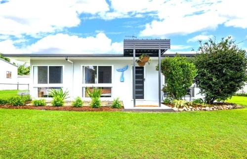 Tin Can Bay House | Bogimbah Cottage