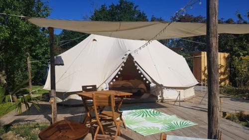 Berson Bed & Breakfast | Boheme Glamping Experience