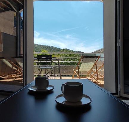 Roquefort-la-Bedoule Apartment | Bohemia - T2 Design avec Terrasse proche de Cassis