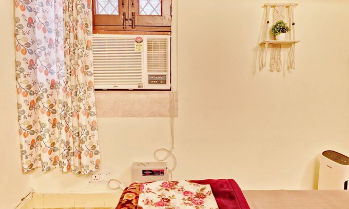Mahipalpur Apartment | BOHEMIAN RHAPSODY - QUEENS
