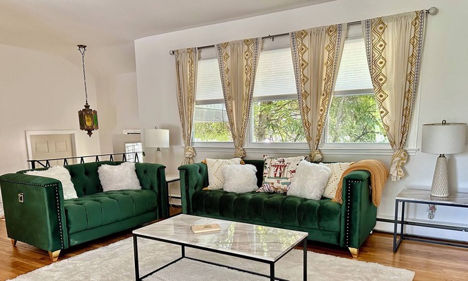 Newark House | Boho 3 Bedroom House in Newark, DE - Ideal for Mid Term Rental