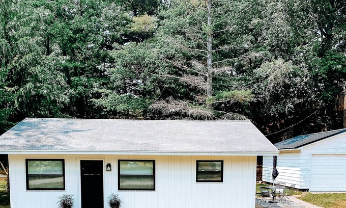 Mears Cottage | Boho Bungalow by Charming Cottages, LLCnSilver Lake Sand Dunes - Mears, MI