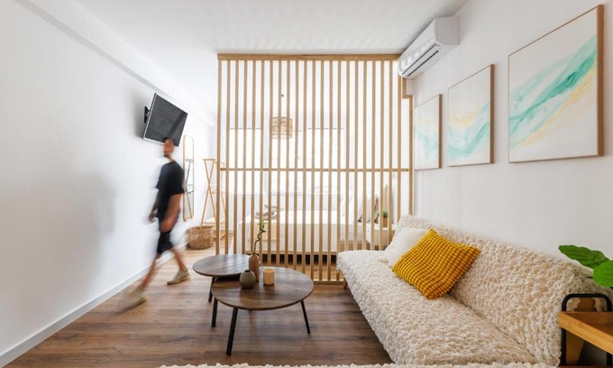 Vardaris Apartment | Boho Central Suites