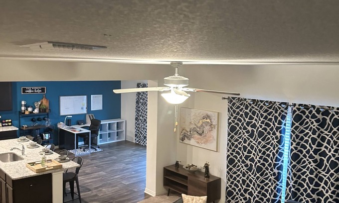 Converse House | Boho Chic Single family home. Mins away from Randolph airbase, pets are welcome.