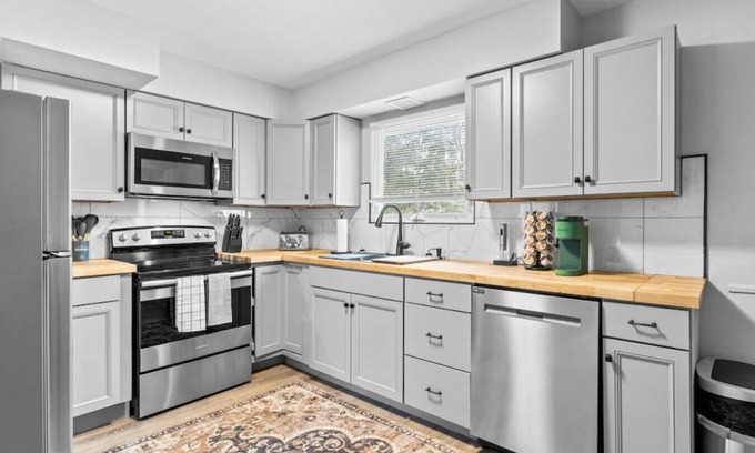 South Burlington Apartment | Boho Chic Work Escape - 2-Bedroom, Close to Burlington/Airport