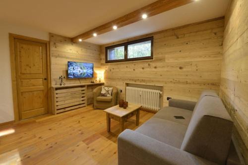 Courmayeur Apartment | Bois du Mont blanc