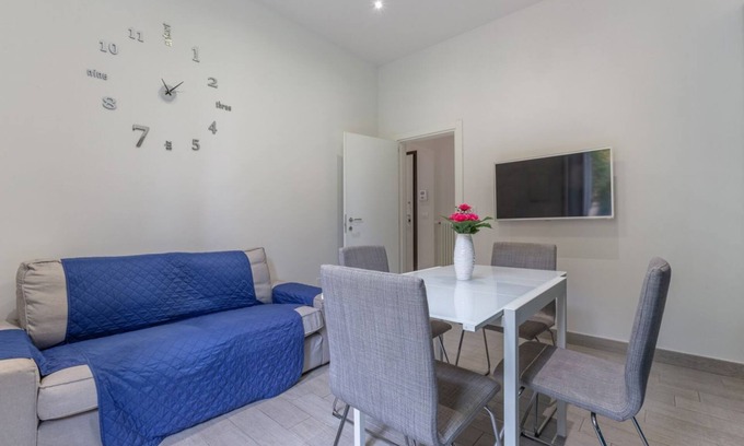 Bolognina Apartment | Bolognina Bright Apartment 600m from the station