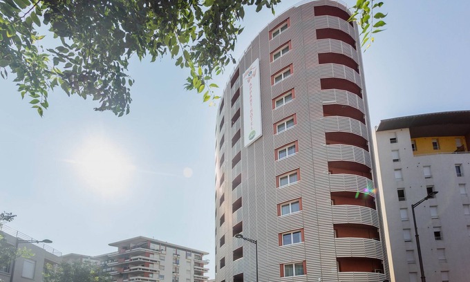 Clemenceau Apartment | Bon Rapport Qualité-Prix! Studio Equipé + Parking
