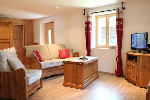 Evolene Apartment | Bon Repos - Cosy avec terrasse Evolene