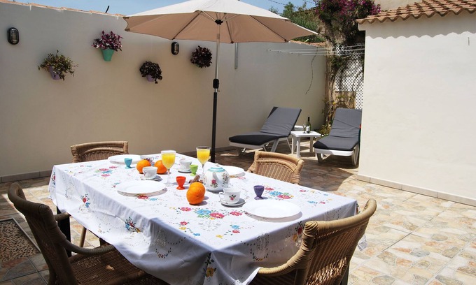 Son Serra de Marina House | Bonita casa a 50 metros de una playa de arena, para 6 en Son Serra de Marina