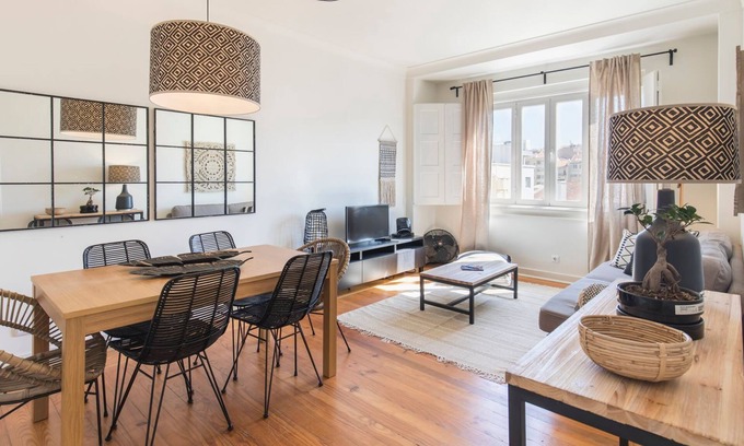 Santo Antonio Apartment | Bonsai - Light and Comfort flat by LovelyStay