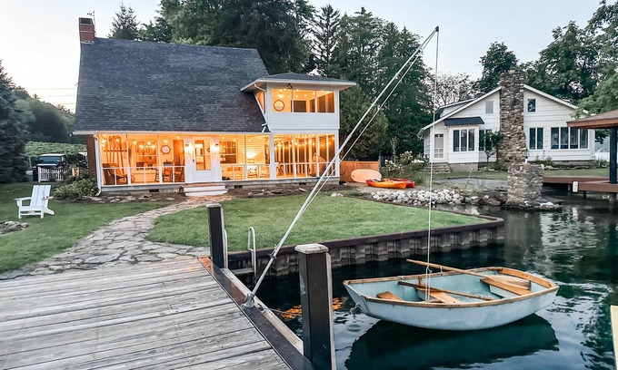 Naples House | Book for Fall and Summer 2026 Now- Serene Cove on Canandaigua Lake Amazing Porch