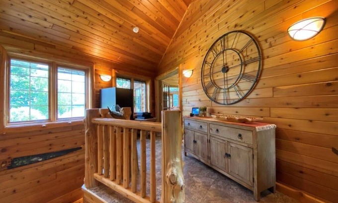 Wetmore Cabin | Book for your Fall colors!