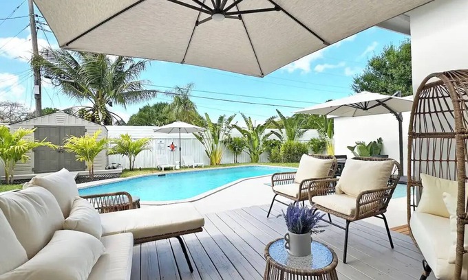 Edgewood House | Book me, you won’t regret it!