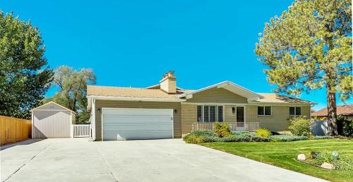 Sandy House | Booking - Hoskere Homes