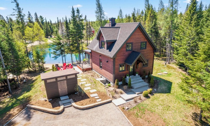 Shannon Ski Chalet | Bora Nature - SPA, Détente, Poker, Arcade, Évasion VIP