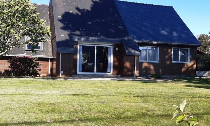 Asserac House | Bord de Mer family home