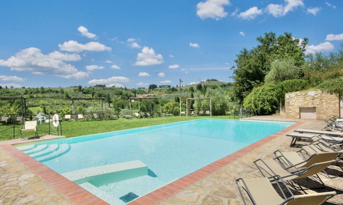 Grassina Apartment | Borgo Bottaia apartment Terrace 7 beds