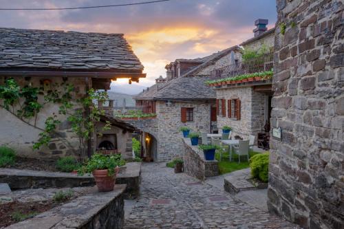 Albareto House | Borgo Casale