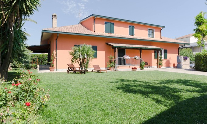 Ortona Villa | Borgo Dragani 5 guests CIR 069058CVP0017
