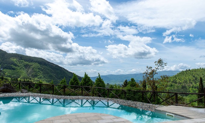 Moggiona Hotel | Borgo I Tre Baroni