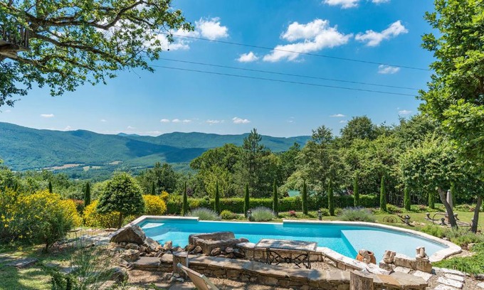 Ciciano Villa | BORGO PARADISO 4&2, Emma Villas
