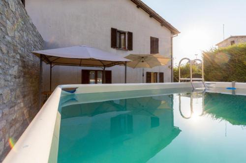 Gubbio Apartment | Borgo Santa Lucia Apartment with Private Parking & Garden