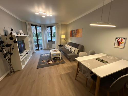Studentski Grad Apartment | Boston Cozy Elegant Family Apt w Parking Near NSA