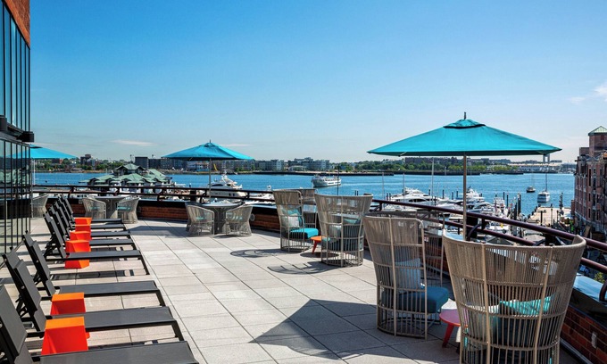 Waterfront Hotel | Boston Marriott Long Wharf
