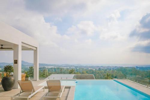 Bophut Villa | Botan Villa 3br Poolgarden & Sea View In Chaweng