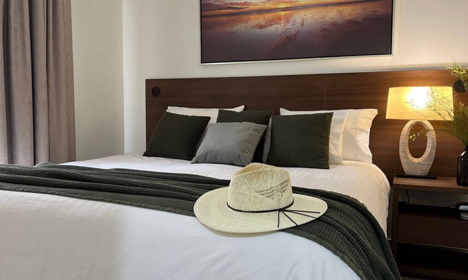 Cable Beach Resort | Botanica Editions at Sanctuary Resort