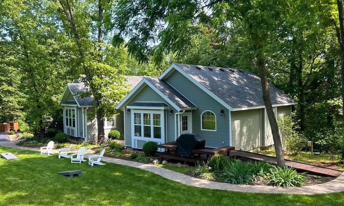 Branson Cottage | Both cottages rent as one unit, Enjoy Privacy & Comfort, Very Family friendly