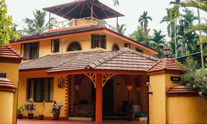 Kozhikode House | Bough'n Villa - A charming 3-bedroom villa with WiFi, AC in enchanting Kozhikode