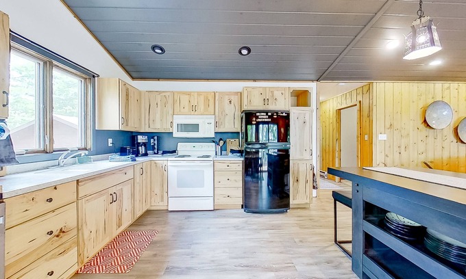 Boulder Junction House | Boulder Lakehouse | Lakefront house on White Deer Loop with dock, bikes, views