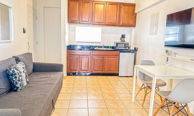 Carcel Apartment | Boulevard Park IV 204 - This is Puerto Rico