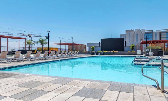 Tempe Apartment | Boulevard Stays Modern Tempe 1BR ASU Pool, Gym 14