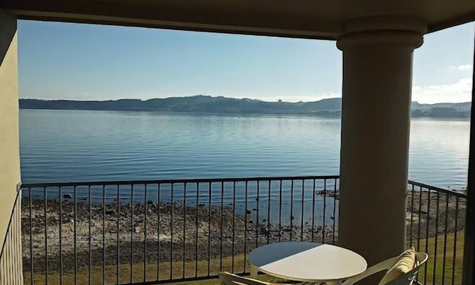 Waipahihi Hotel | Boulevard Waters