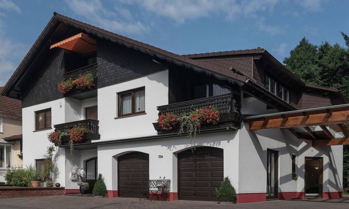 Huttenthal Apartment | Boutique Apartment in Hüttenthal with Balcony and Terrace