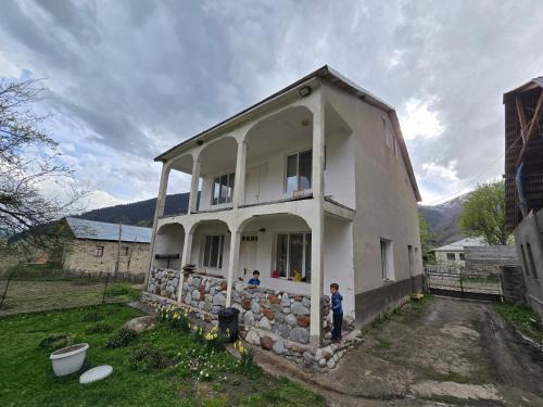 Mazeri House | Boutique Hotel Mazeri