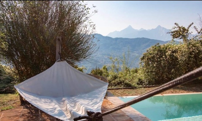 Arlia Villa | Boutique Villa - 360° Apuan Alp Appeninno View Infinity Pool