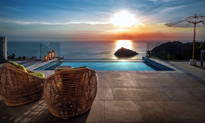 Koh Tao Villa | Boutique villa with relaxed feeling, private pool and breathtaking view.