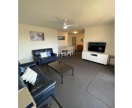 Tuncurry Apartment | Bowling Green 7