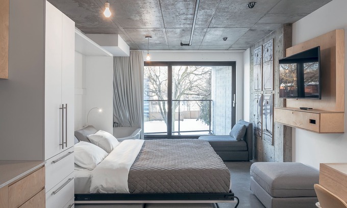 Quartier des Spectacles Hotel | Boxotel Montreal