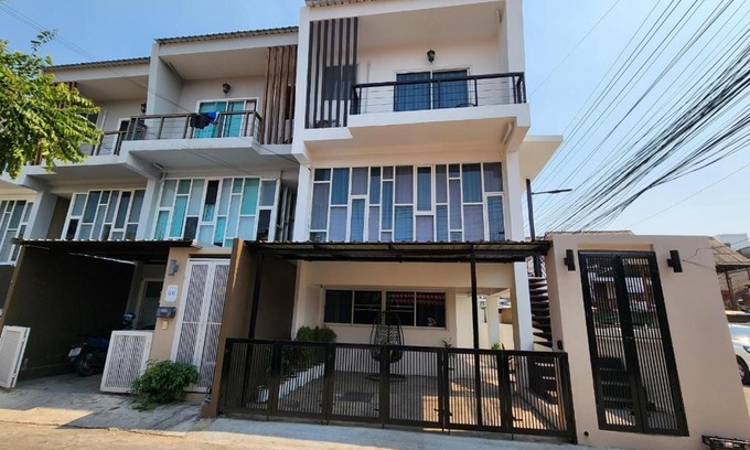 Nimman Villa | Boxsoon nimman 7 # 4beds 4bahts