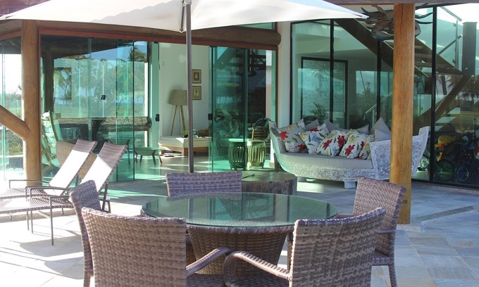 Farol House | Your holiday beachfront