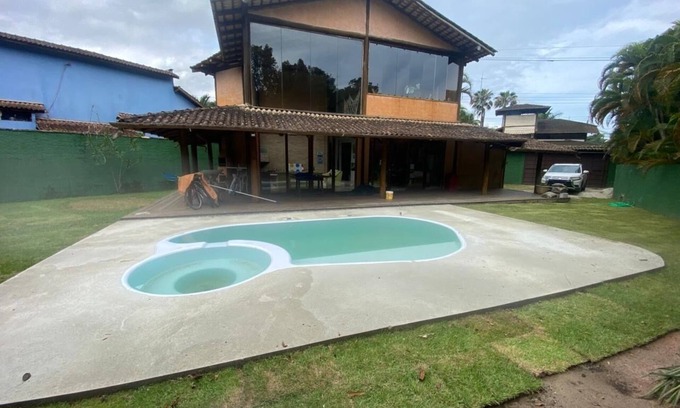 Barra do Sahy House | House with pool close to the beach in Barra do Sahy!