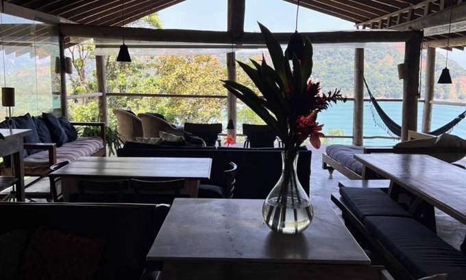 Barra do Sahy House | Barra do Sahy - 5-Suite House with Sea View.