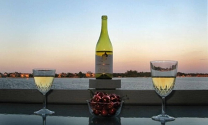 Bradenton Beach Condo | Bradenton Beach FL, Waterfront Condo, Newly Renovated, 2 bed/2 bath, 2nd Story