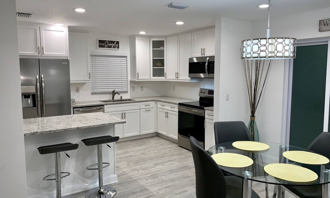 South Bradenton House | "Bradenton Retreat " Near Beaches and IMG Academy