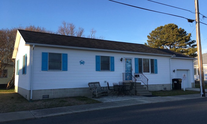 Chincoteague House | Bradford House in the heart of Downtown Chincoteague